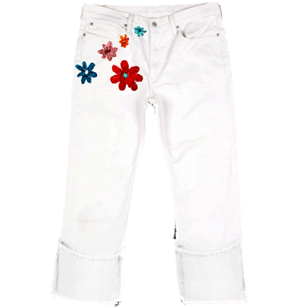 White Levi's Relax Fit Hand Embroidered Jeans